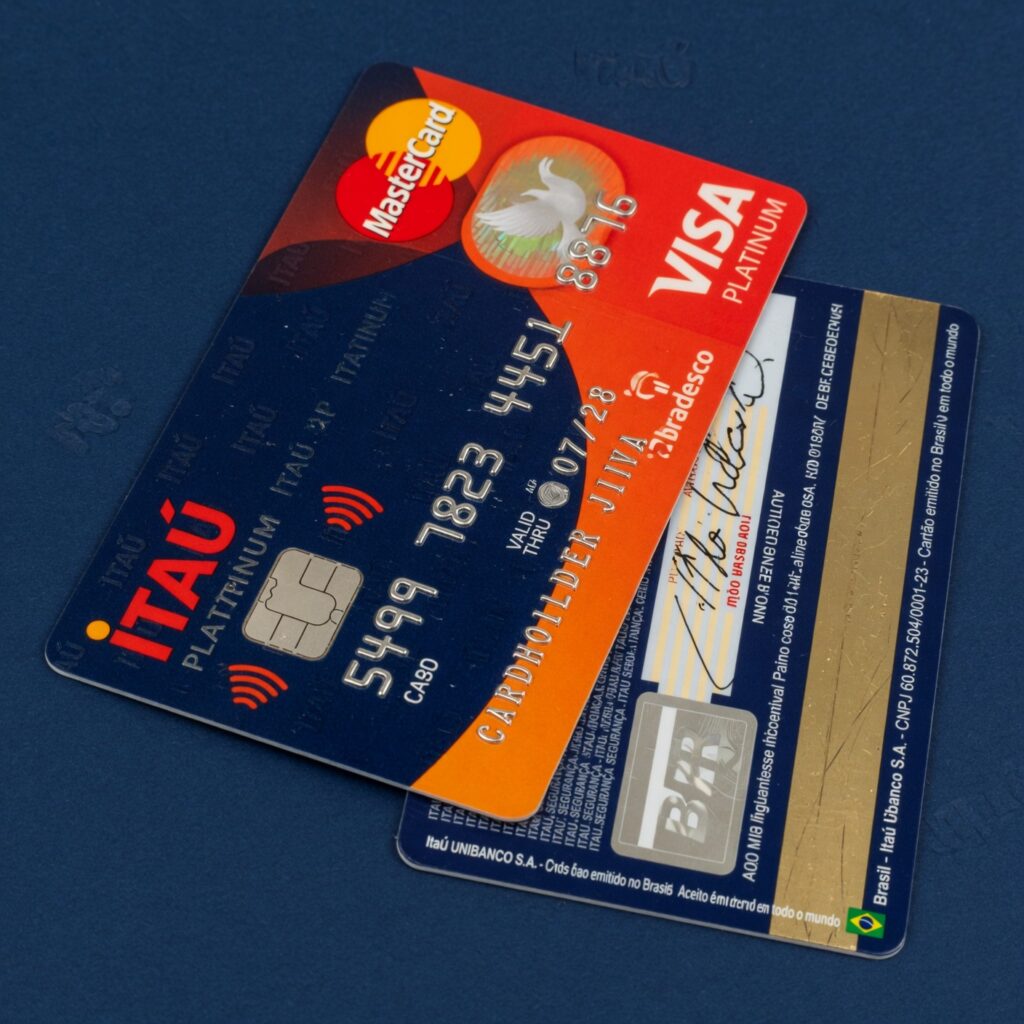 Card Network vs. Card Issuer: The Ultimate Guide to Understanding Your Credit Card