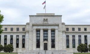 How Does the Federal Reserve Influence the Economy?